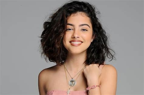 Malu Trevejo Bio, Age, Family, Education, Boyfriend, Net Worth